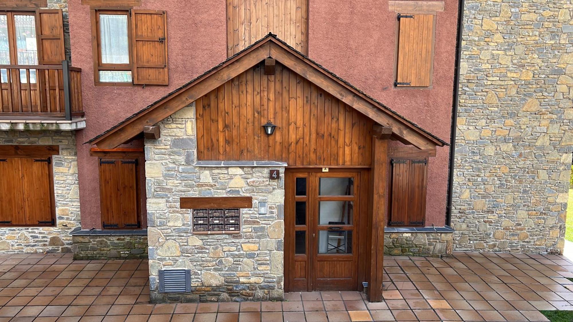 Apartament Deluxe Espot - L'Amfitriona Exterior foto